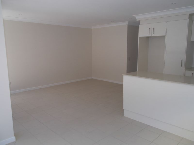 2/26 Flinders Street, West Gladstone QLD 4680