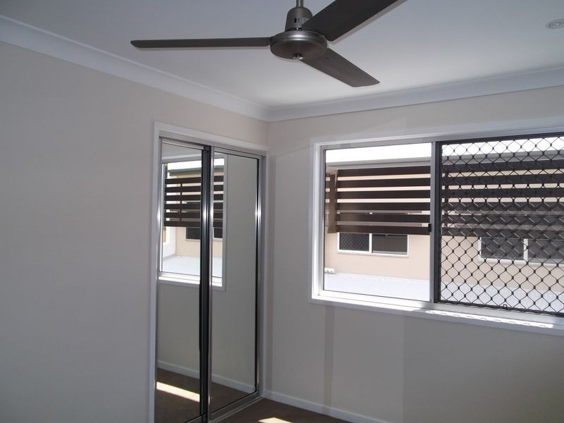 2/26 Flinders Street, West Gladstone QLD 4680