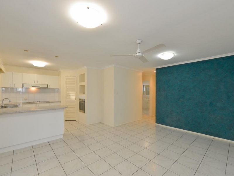10 Weatherly Court, Clinton QLD 4680