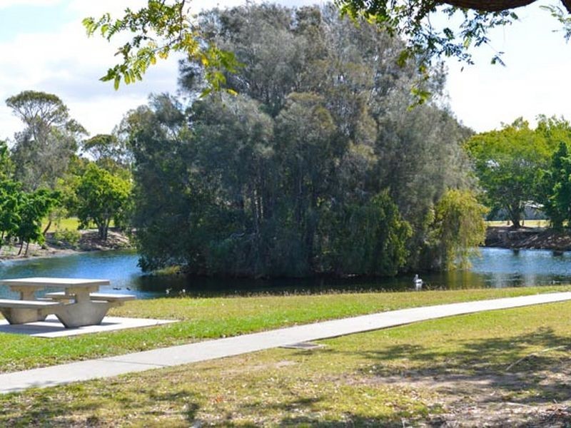 10 Weatherly Court, Clinton QLD 4680