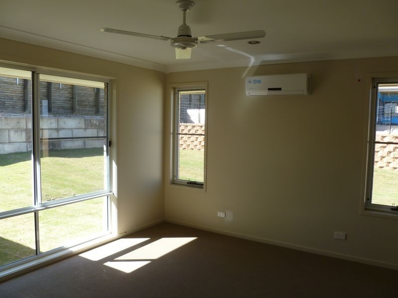 25 Dartmouth, Gladstone QLD 4680