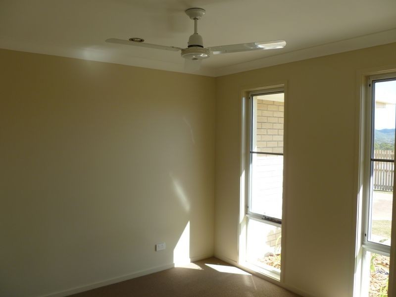 25 Dartmouth, Gladstone QLD 4680