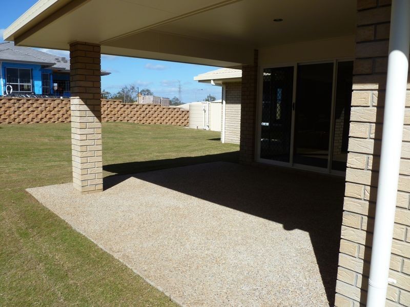 25 Dartmouth, Gladstone QLD 4680