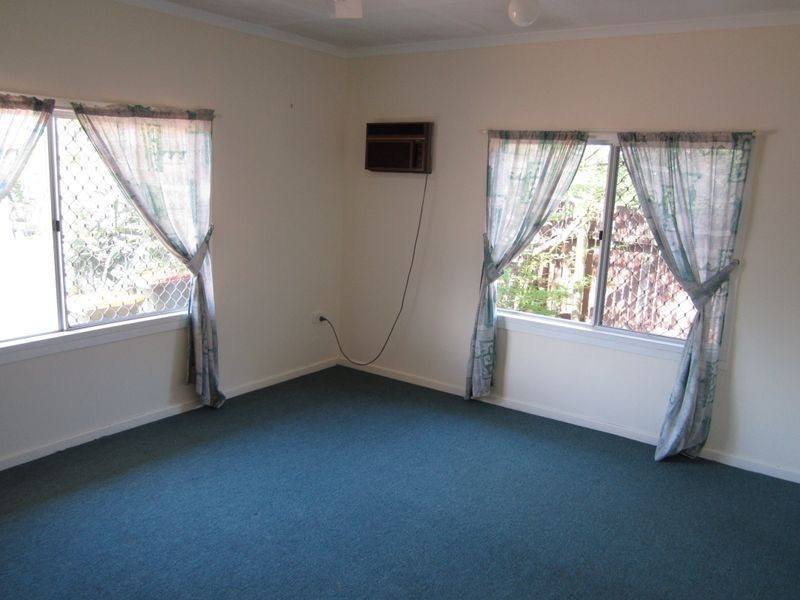 27 COCKATOO DRIVE, New Auckland QLD 4680