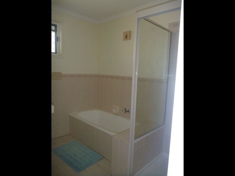 1/46 Marten Street, Gladstone South QLD 4680