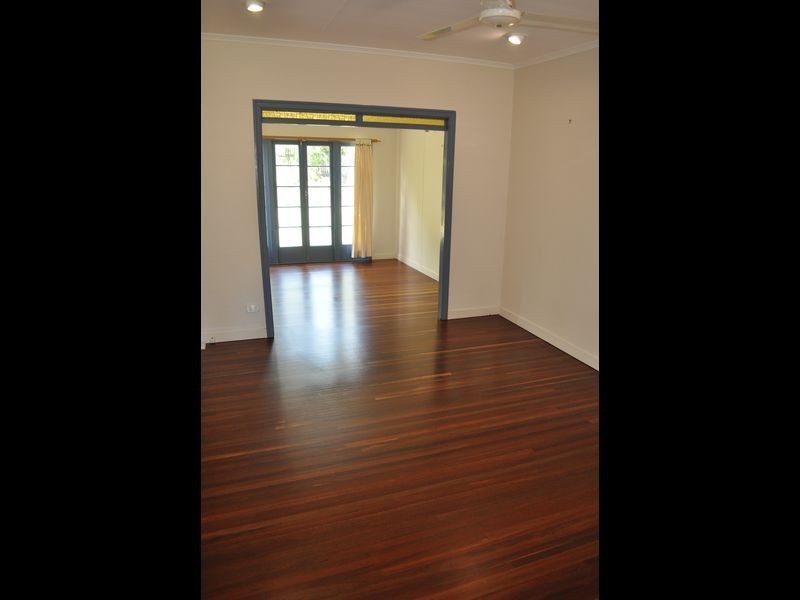 37 HIGGINS STREET, Gladstone QLD 4680