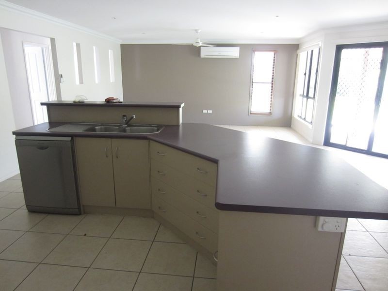 23 VICTORIA AVENUE, Glen Eden QLD 4680