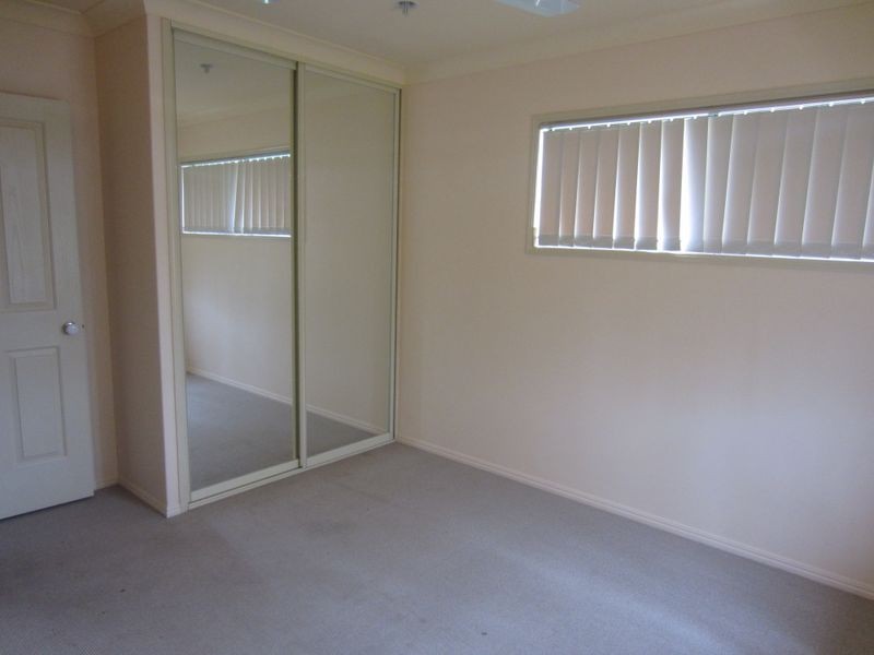 8 Stitt Close, Glen Eden QLD 4680