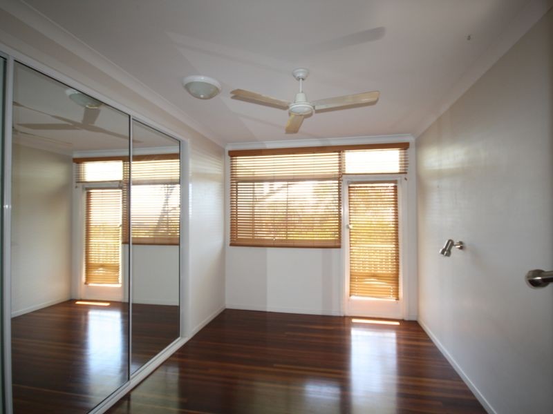 222 Goondoon Street, South Gladstone QLD 4680