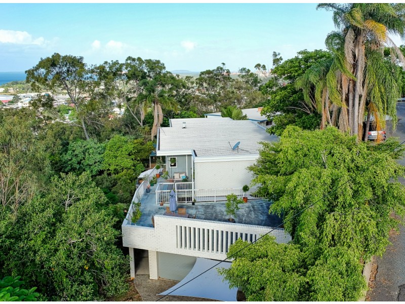 222 Goondoon Street, South Gladstone QLD 4680