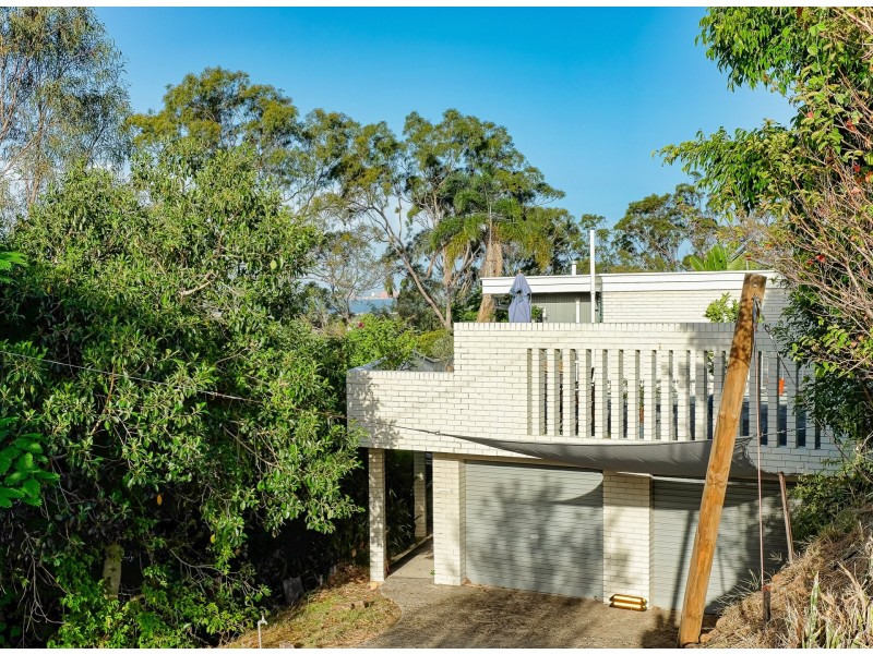 222 Goondoon Street, South Gladstone QLD 4680