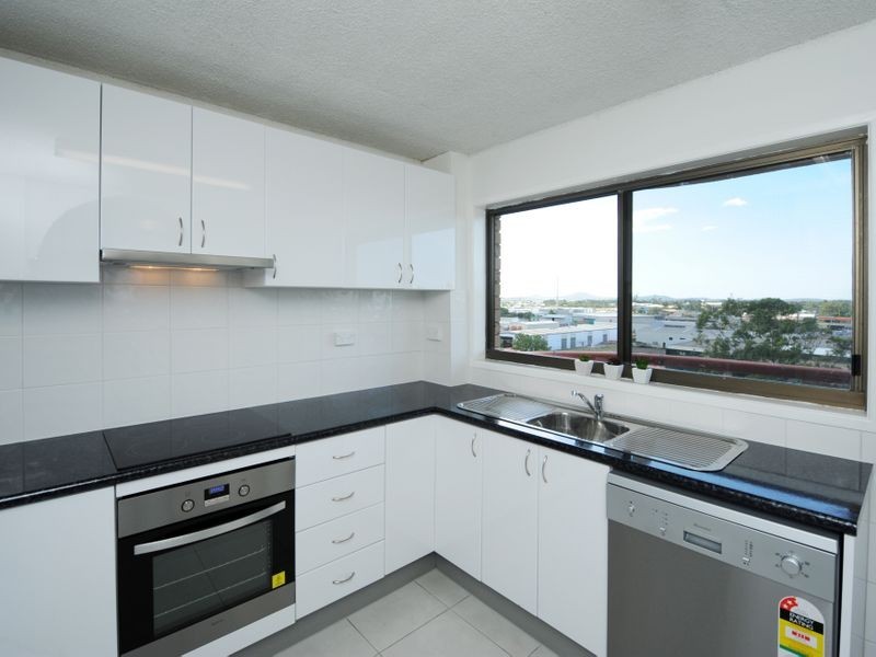 19/7 KENT STREET, West Gladstone QLD 4680