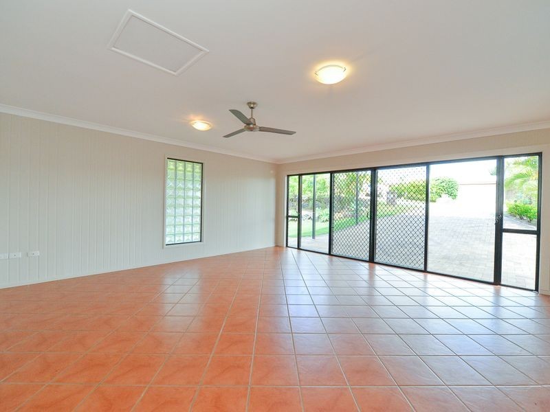9 Cania Way, Clinton QLD 4680