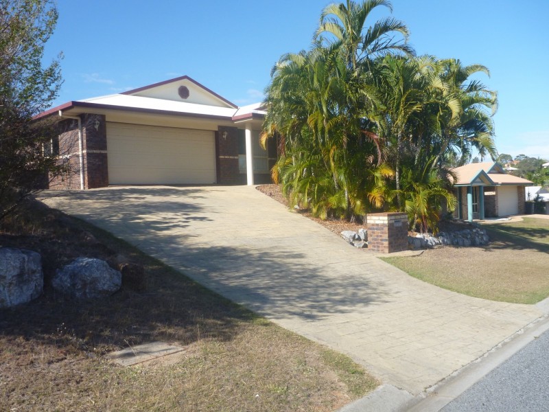 15 Wivenhoe Close, Clinton QLD 4680