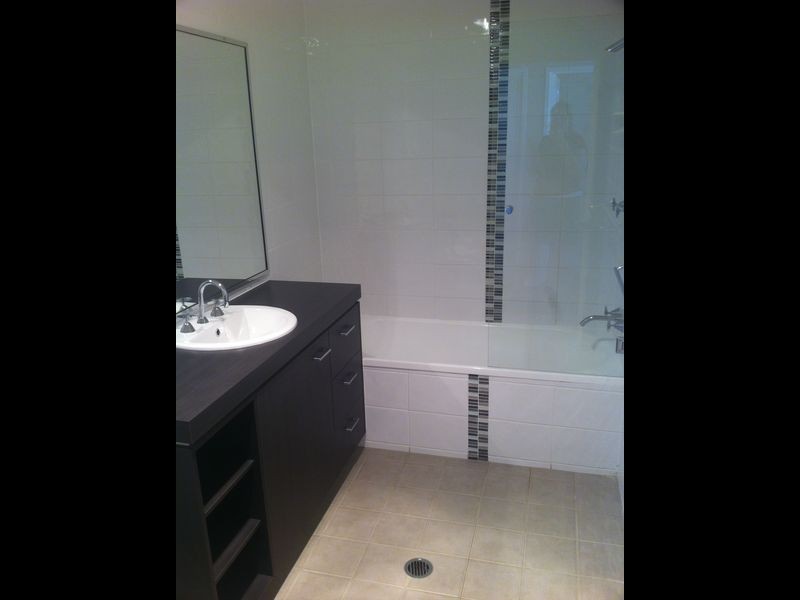 Unit 2/25 Roberts Street, South Gladstone QLD 4680