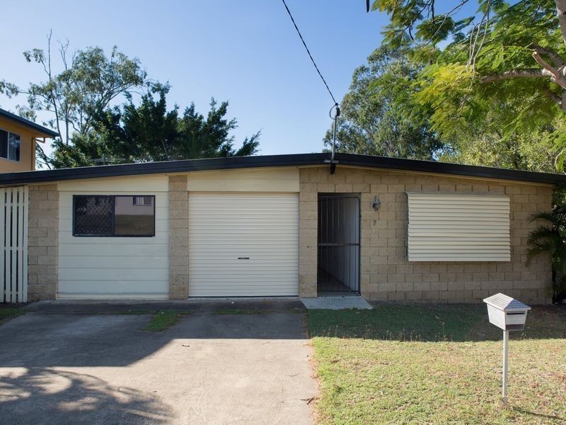 7 Clark Street, Clinton QLD 4680