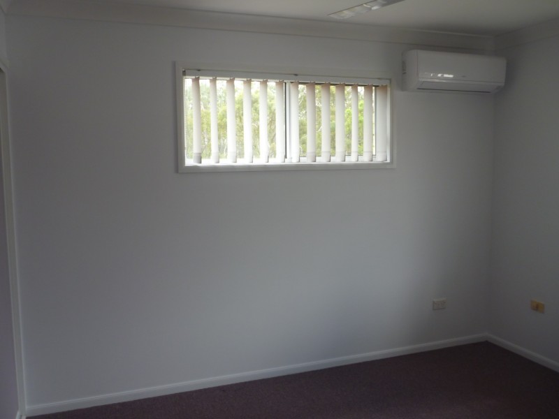 42 Clarance Drive, New Auckland QLD 4680