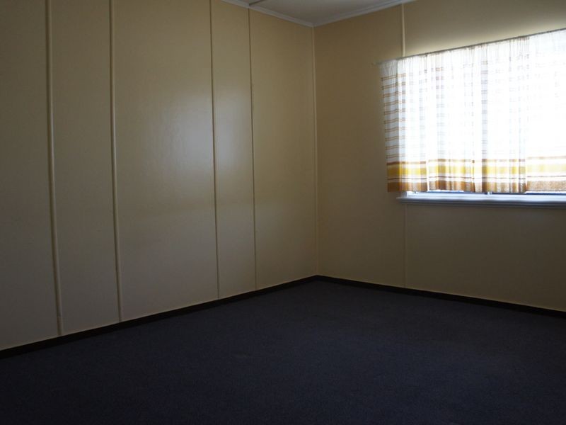 34 Wood Street, Barney Point QLD 4680