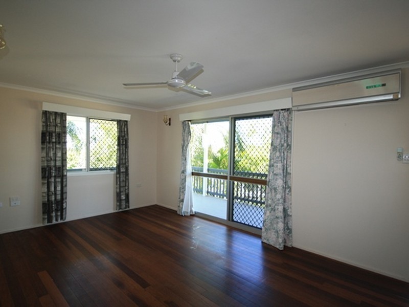 2 Goshawk Street, New Auckland QLD 4680
