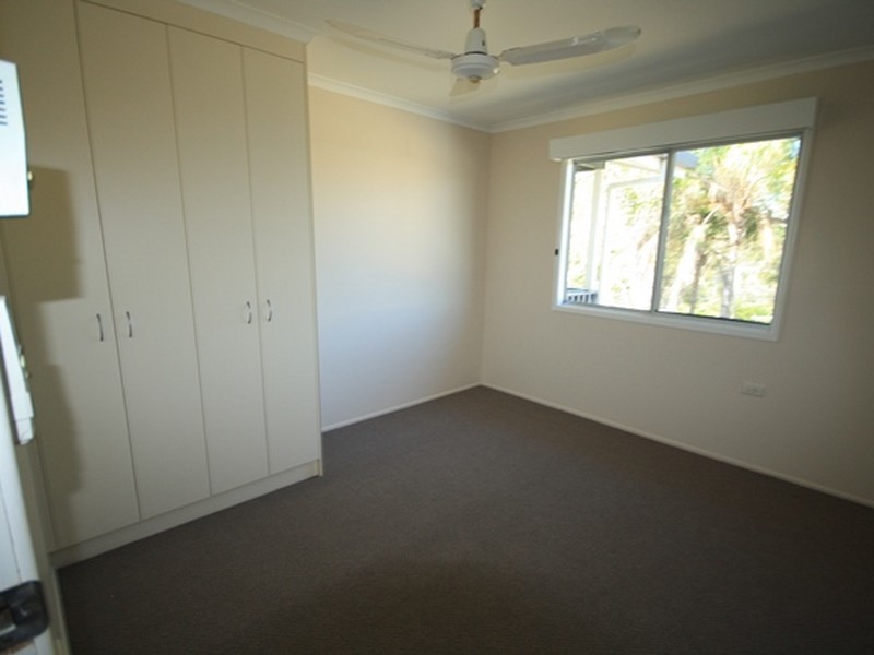 2 Goshawk Street, New Auckland QLD 4680