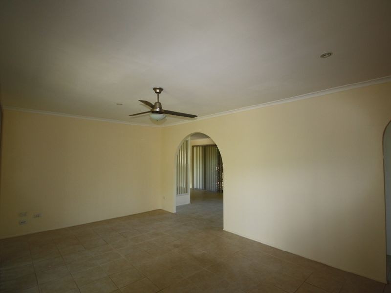 36 Mars Crescent, Telina QLD 4680