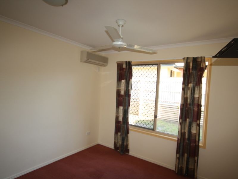 16 Bristol Place, Clinton QLD 4680