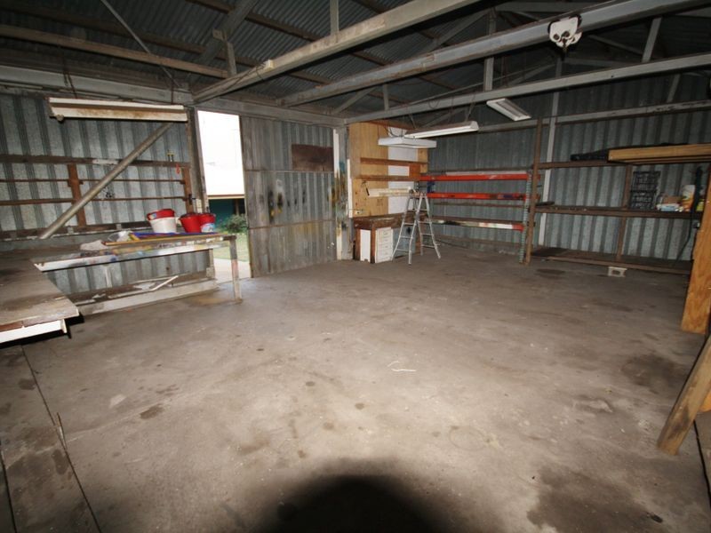 73 Flinders Parade, Gladstone QLD 4680