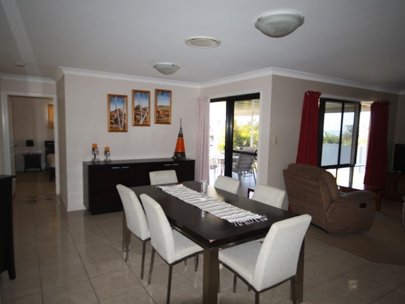 14 Dolphin Terrace, South Gladstone QLD 4680