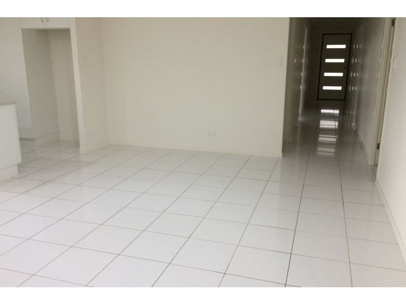 4 Eyre Court, Glen Eden QLD 4680