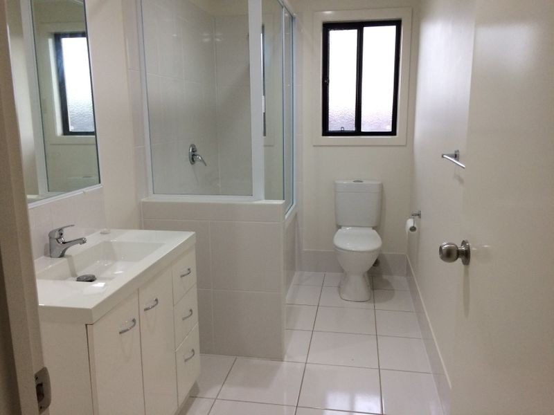 4 Eyre Court, Glen Eden QLD 4680