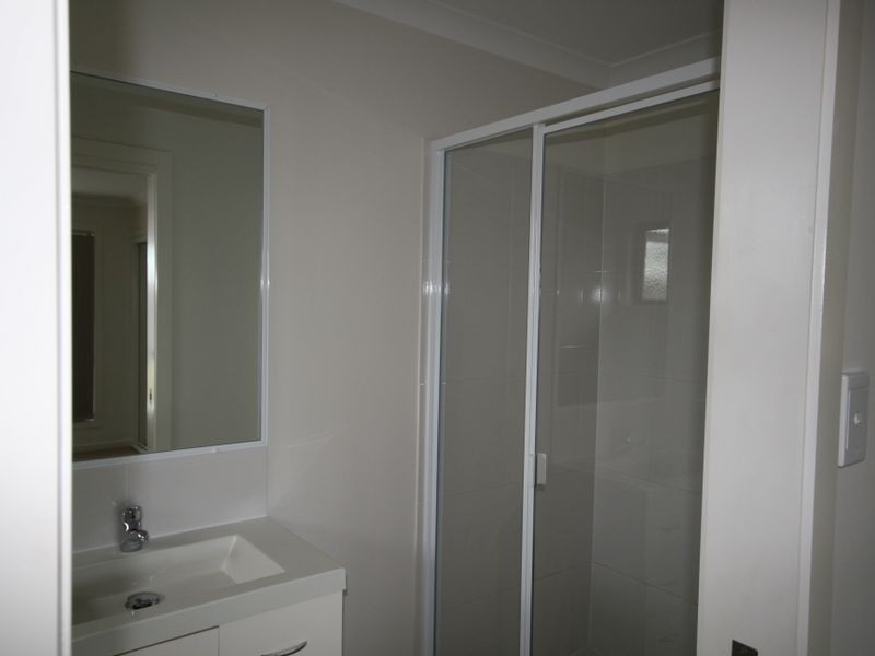 6 Eyre Court, Glen Eden QLD 4680