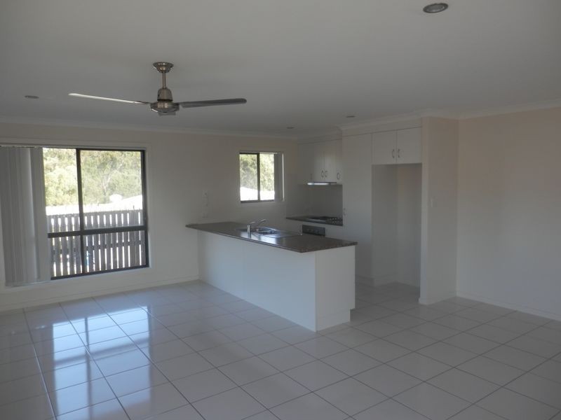 17 Giles Street, Glen Eden QLD 4680