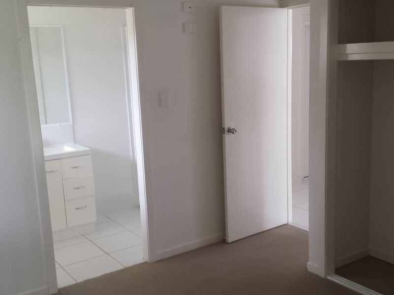 3 Lawson Court, Glen Eden QLD 4680