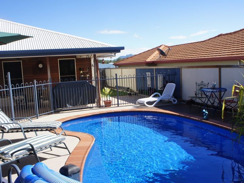 15 Dorinda Close, Clinton QLD 4680
