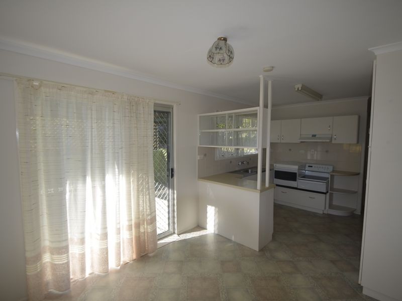 5 Gum Court, New Auckland QLD 4680