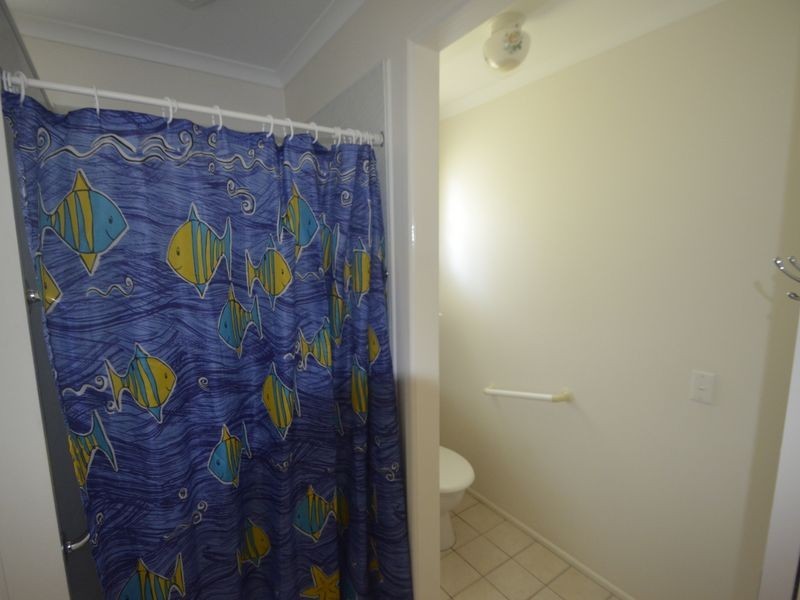 5 Gum Court, New Auckland QLD 4680