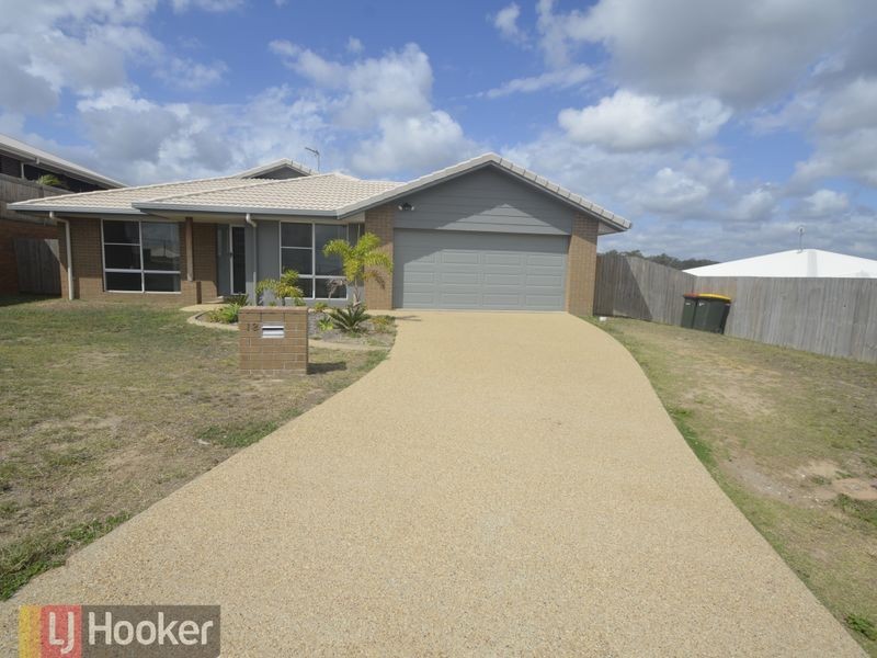 12 Leslie Street, Clinton QLD 4680