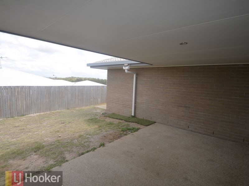 12 Leslie Street, Clinton QLD 4680