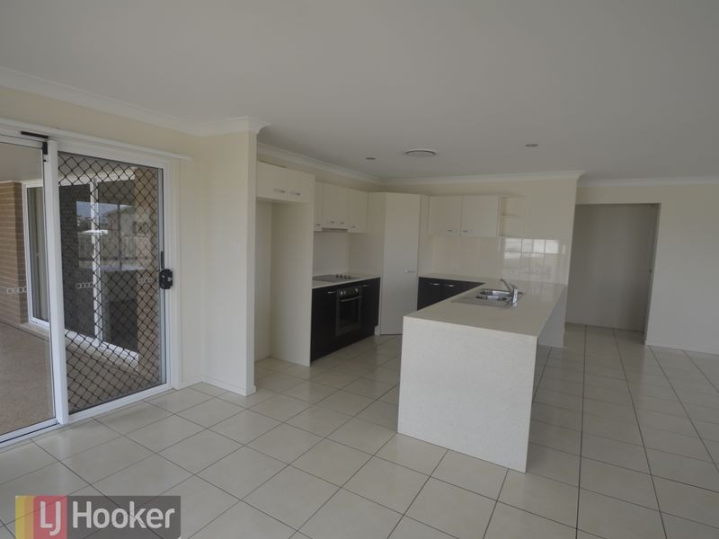 12 Leslie Street, Clinton QLD 4680