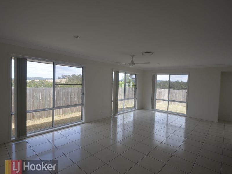 12 Leslie Street, Clinton QLD 4680