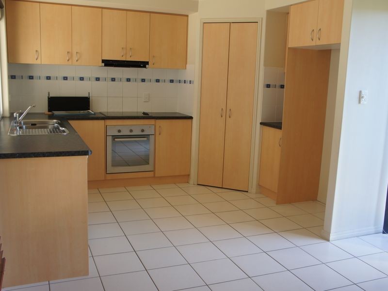 12 STITT CLOSE, Glen Eden QLD 4680