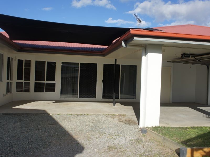 12 STITT CLOSE, Glen Eden QLD 4680