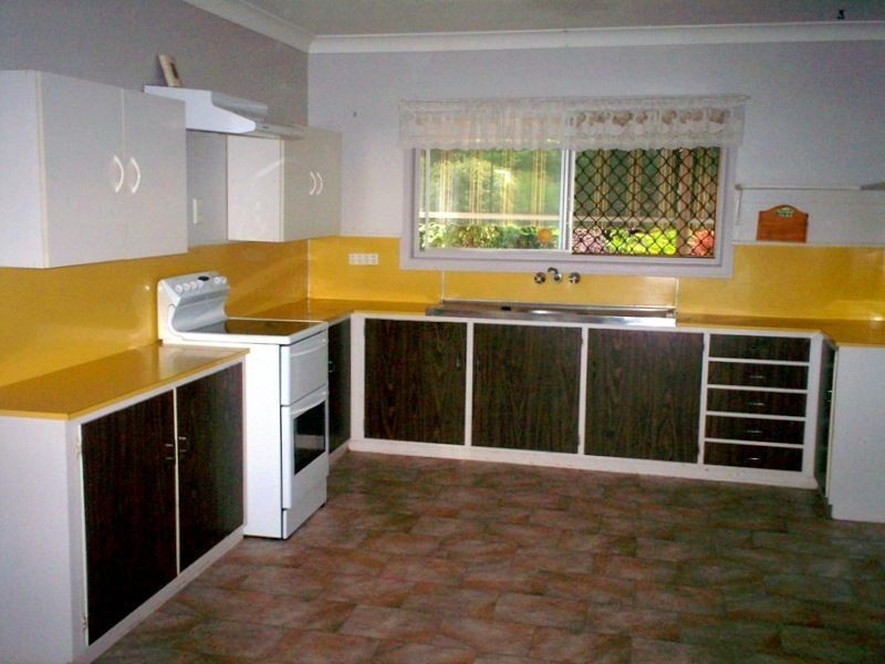 4 McDonald Street, Clinton QLD 4680