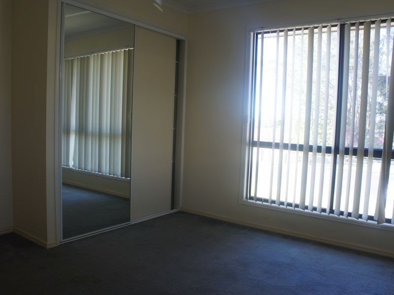 11 Whiting Street, Toolooa QLD 4680