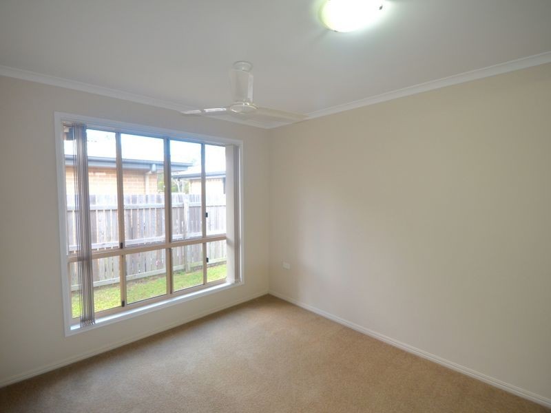 2/19 Wicks Street, New Auckland QLD 4680