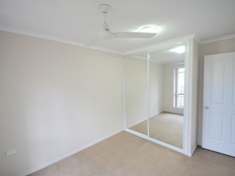 2/19 Wicks Street, New Auckland QLD 4680
