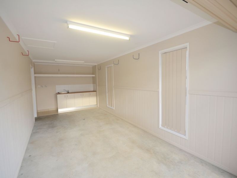 2/19 Wicks Street, New Auckland QLD 4680