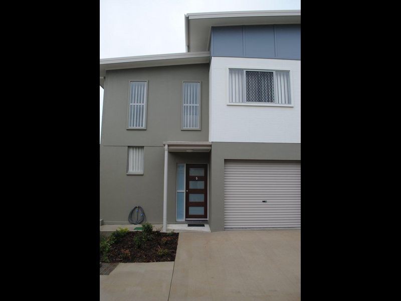 5/214 Oaka Street, South Gladstone QLD 4680