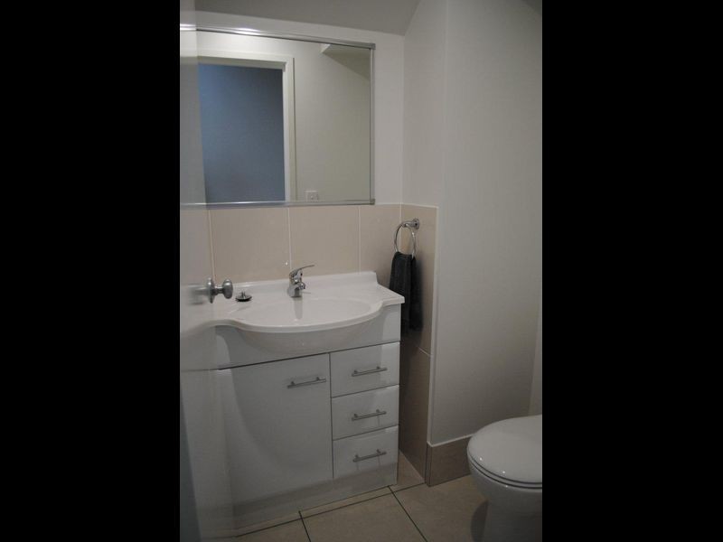 5/214 Oaka Street, South Gladstone QLD 4680