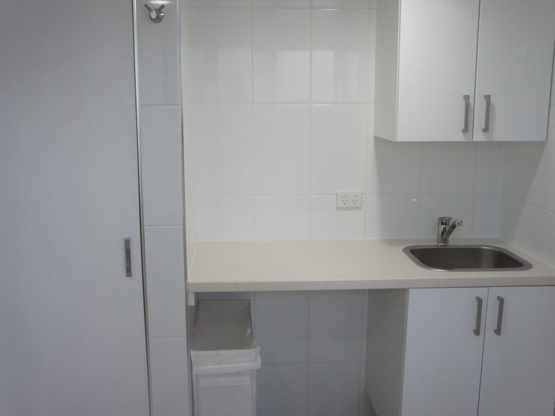 2/5 Sutton Street, Barney Point QLD 4680